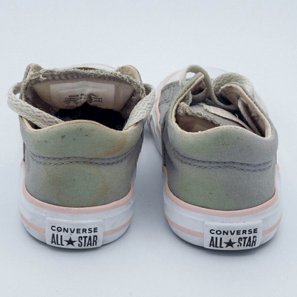 Infant Size 7 Converse All Stars